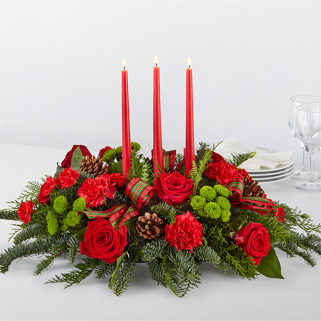By the Candlelight Centerpiece – Rita Fleuriste Montreal, Montreal PQ