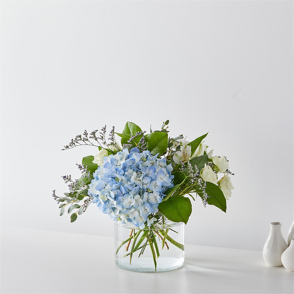 Coastal Blossom Bouquet – Rita Fleuriste Montreal, Montreal PQ