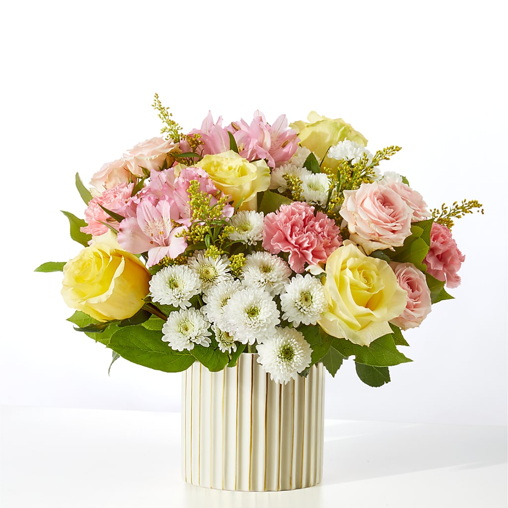 Watercolors Bouquet – Rita Fleuriste Montreal, Montreal PQ