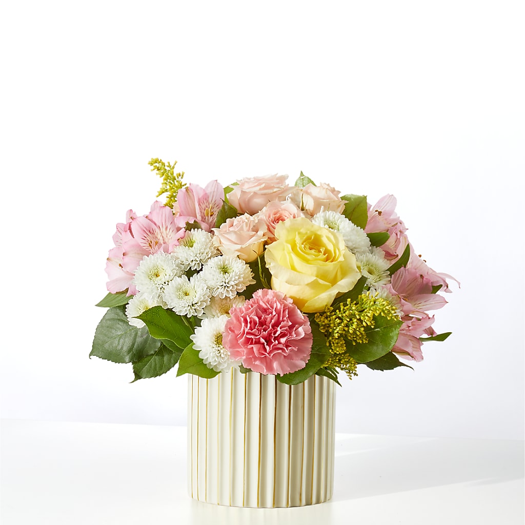 Watercolors Bouquet – Rita Fleuriste Montreal, Montreal PQ