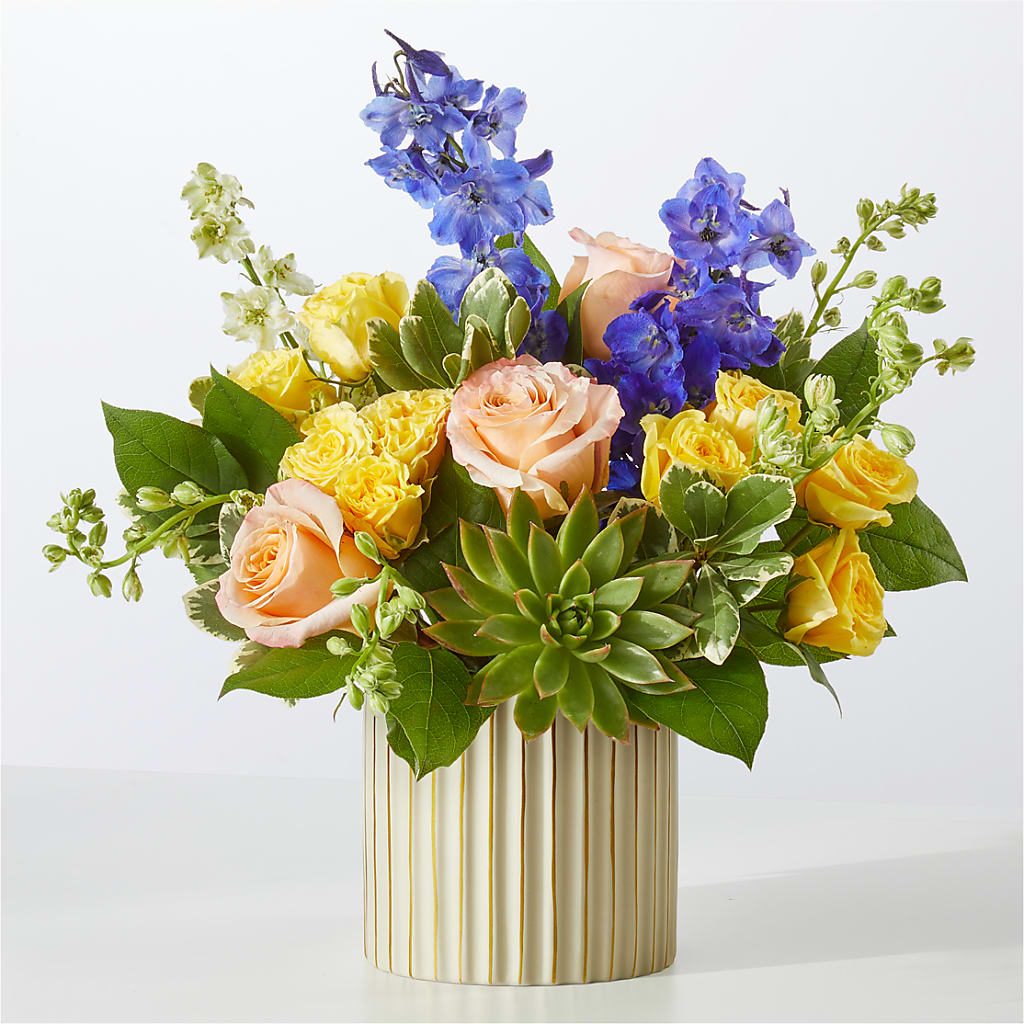 Cobalt Reverie Bouquet – Rita Fleuriste Montreal, Montreal PQ