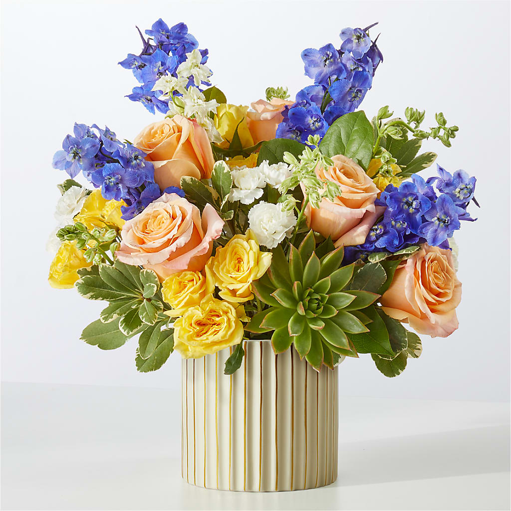 Cobalt Reverie Bouquet – Rita Fleuriste Montreal, Montreal PQ