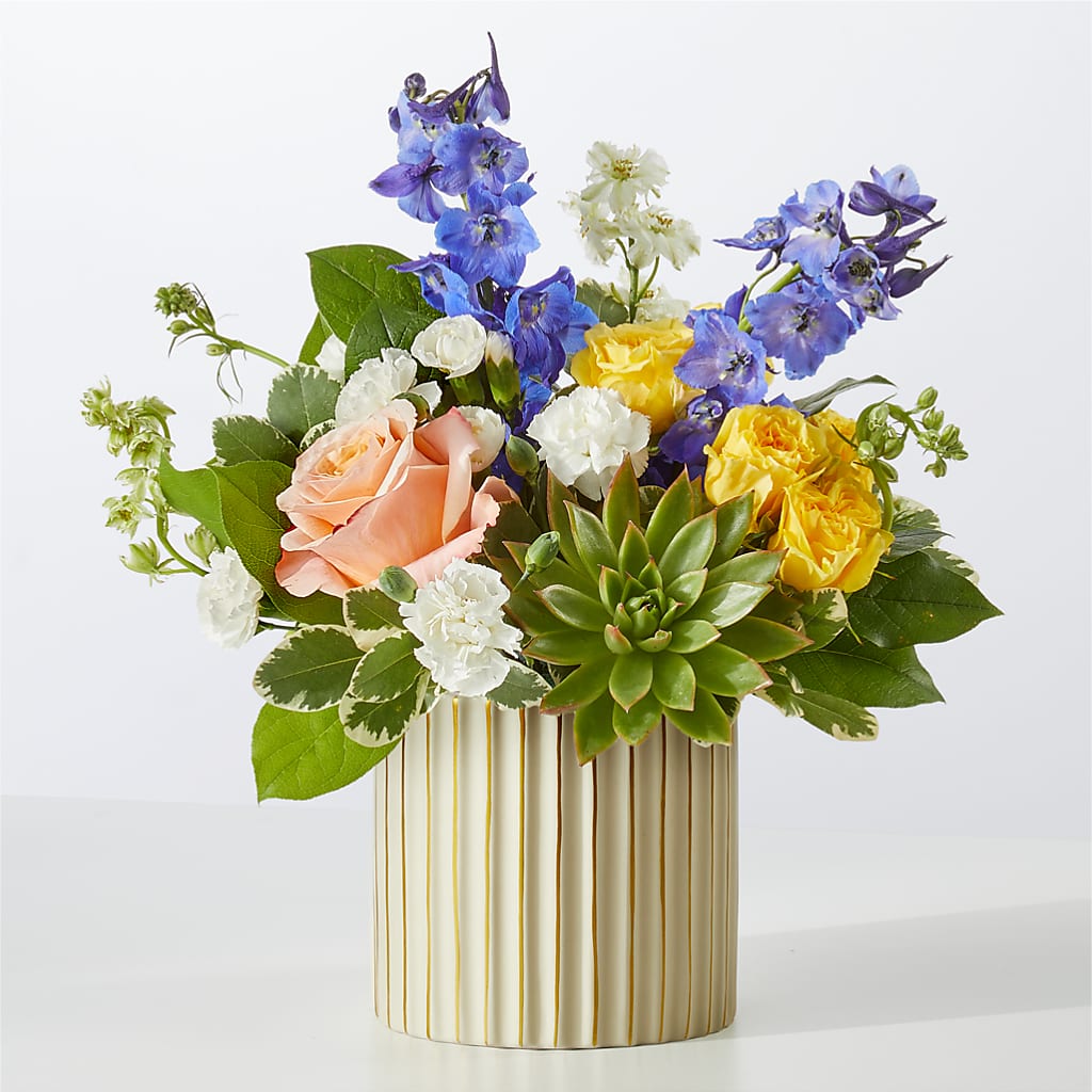 Cobalt Reverie Bouquet – Rita Fleuriste Montreal, Montreal PQ