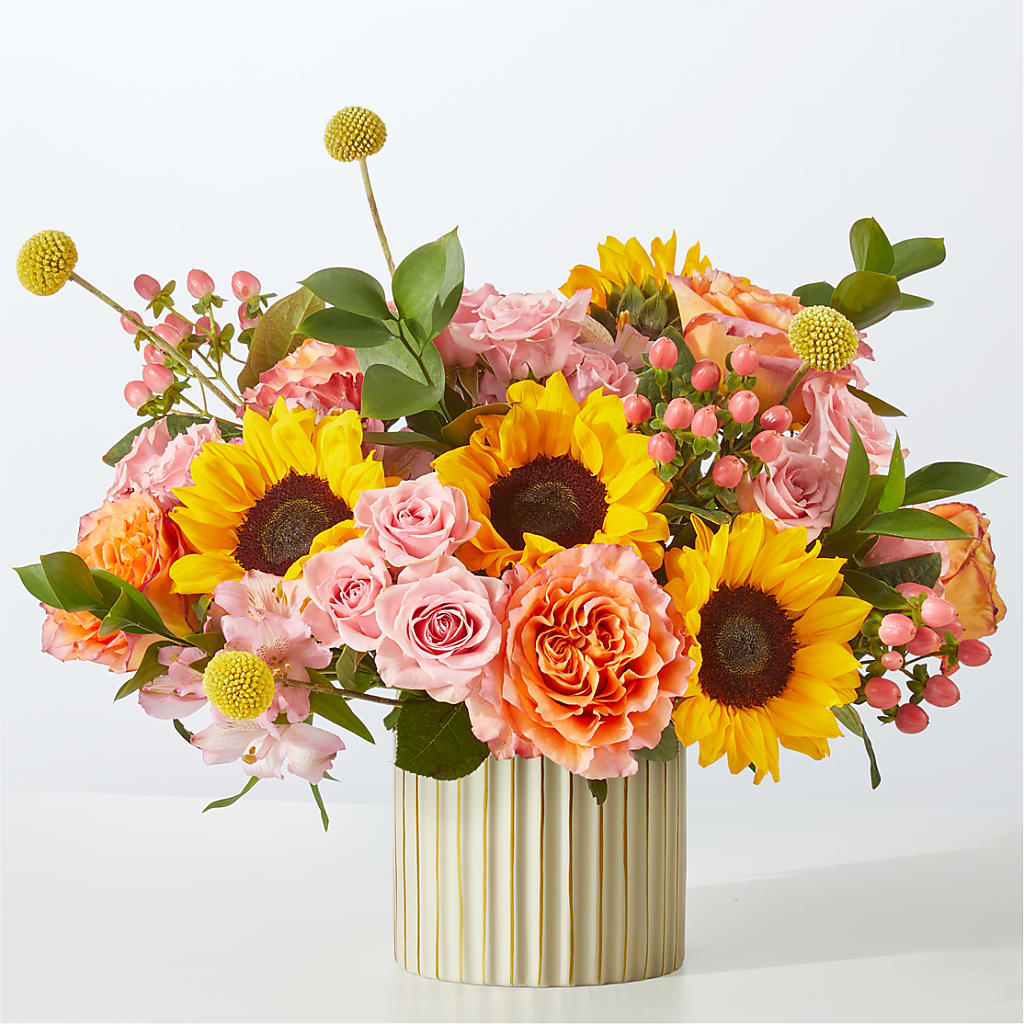 Sun's Out Bouquet – Rita Fleuriste Montreal, Montreal PQ