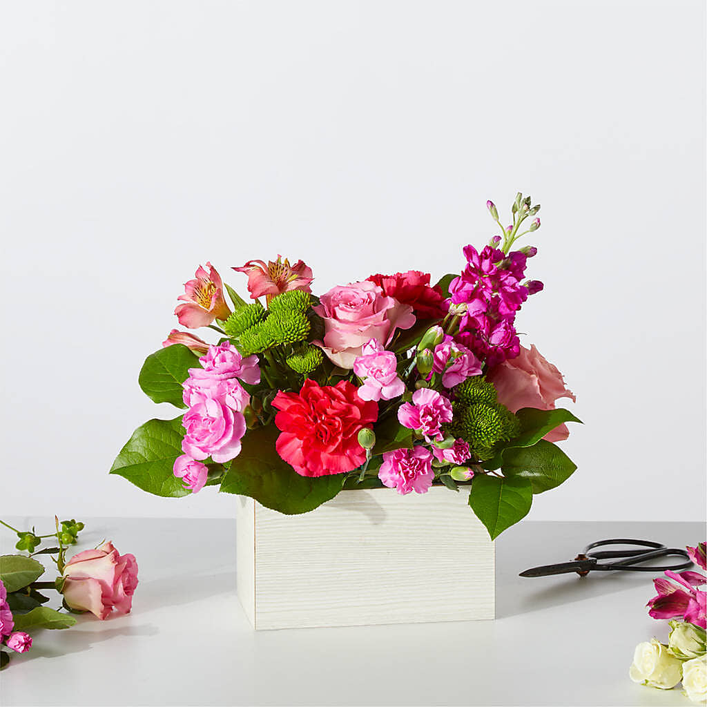 Sweetberry Box – A Florist Original – Rita Fleuriste Montreal, Montreal PQ