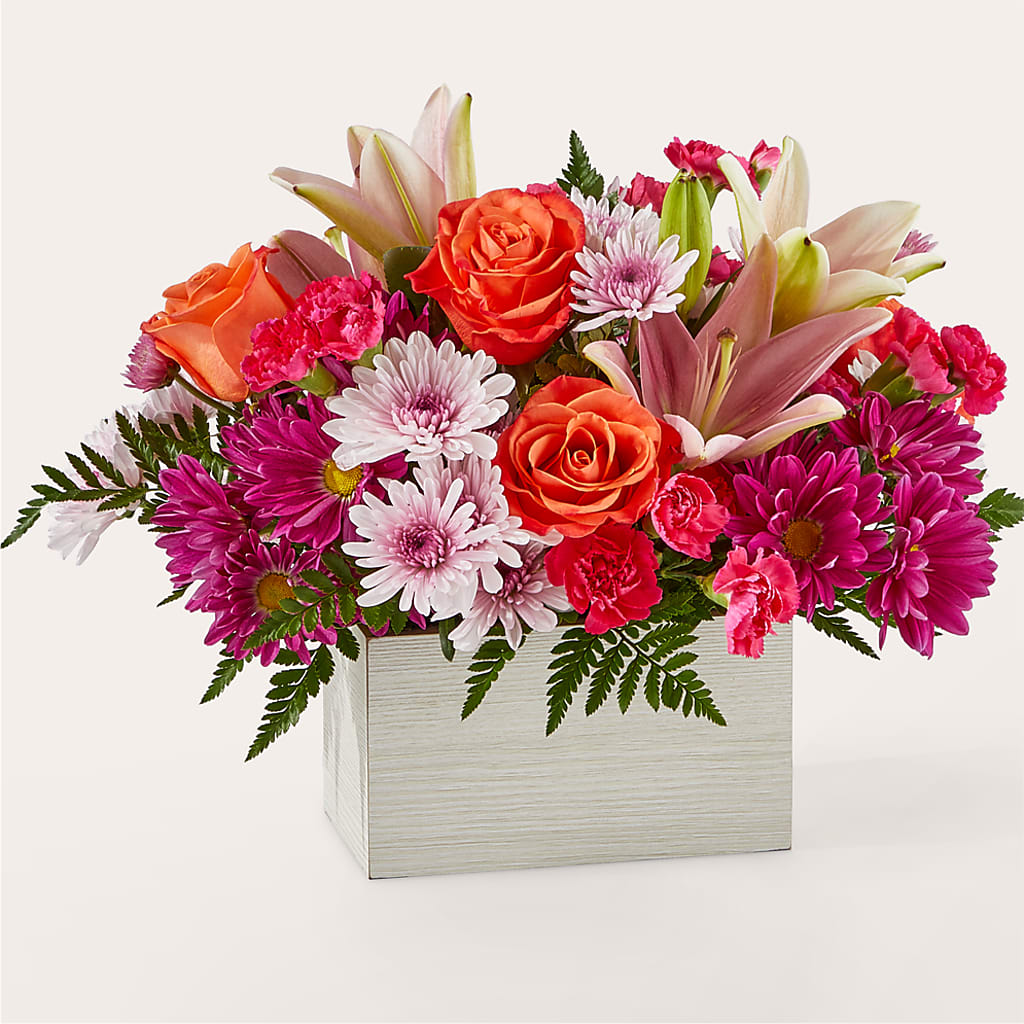 Light of My Life Box Bouquet – Rita Fleuriste Montreal, Montreal PQ