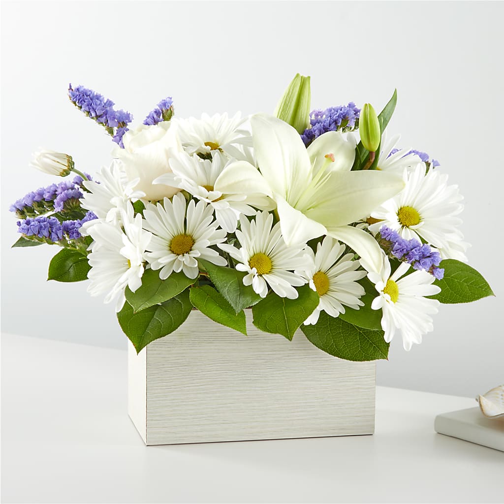 Beyond Blue Box Bouquet – Rita Fleuriste Montreal, Montreal PQ