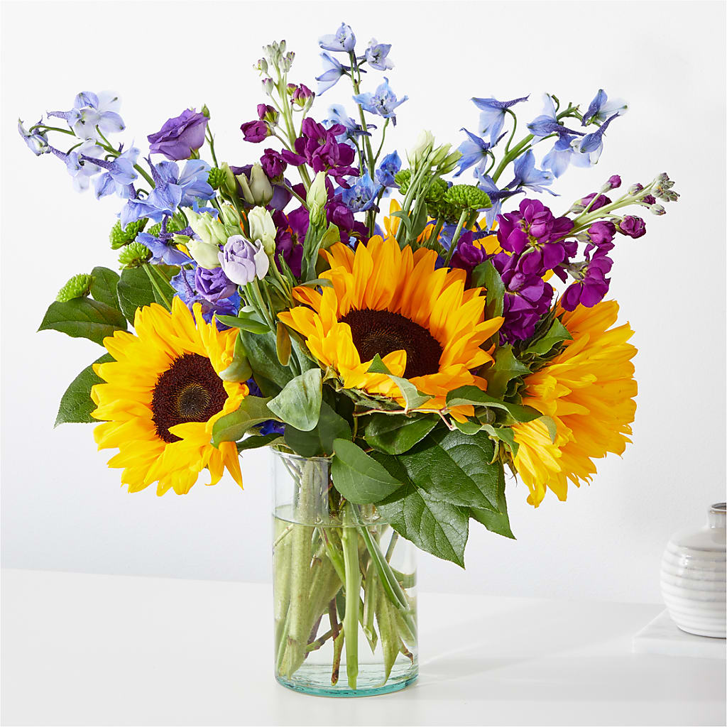 Catching Rays Bouquet – Rita Fleuriste Montreal, Montreal PQ