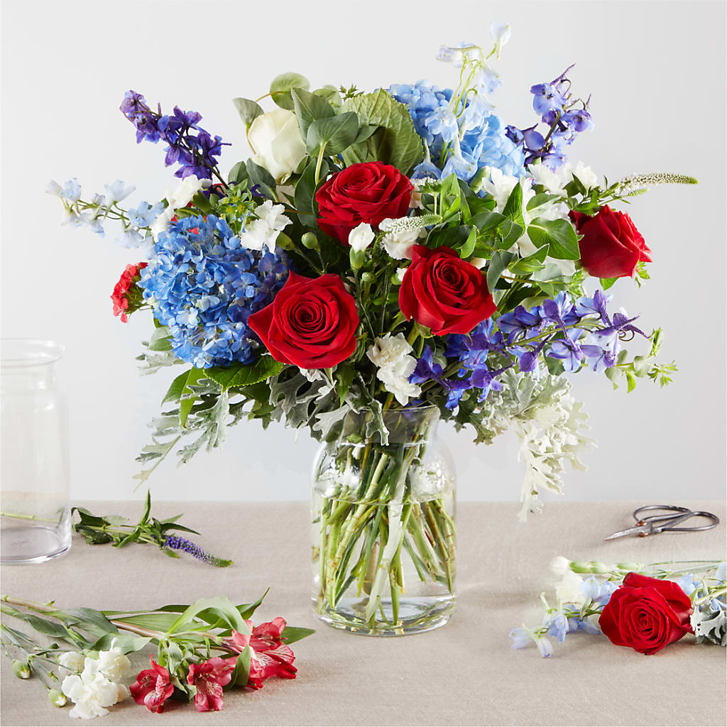 Star Spangled - A Florist Original – Rita Fleuriste Montreal, Montreal PQ