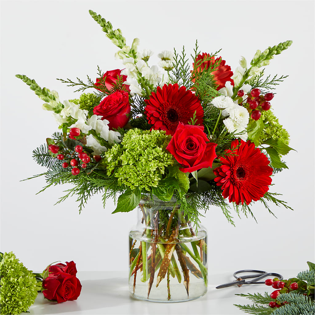 Merry Moment Bouquet – A Florist Original – Rita Fleuriste Montreal, Montreal PQ