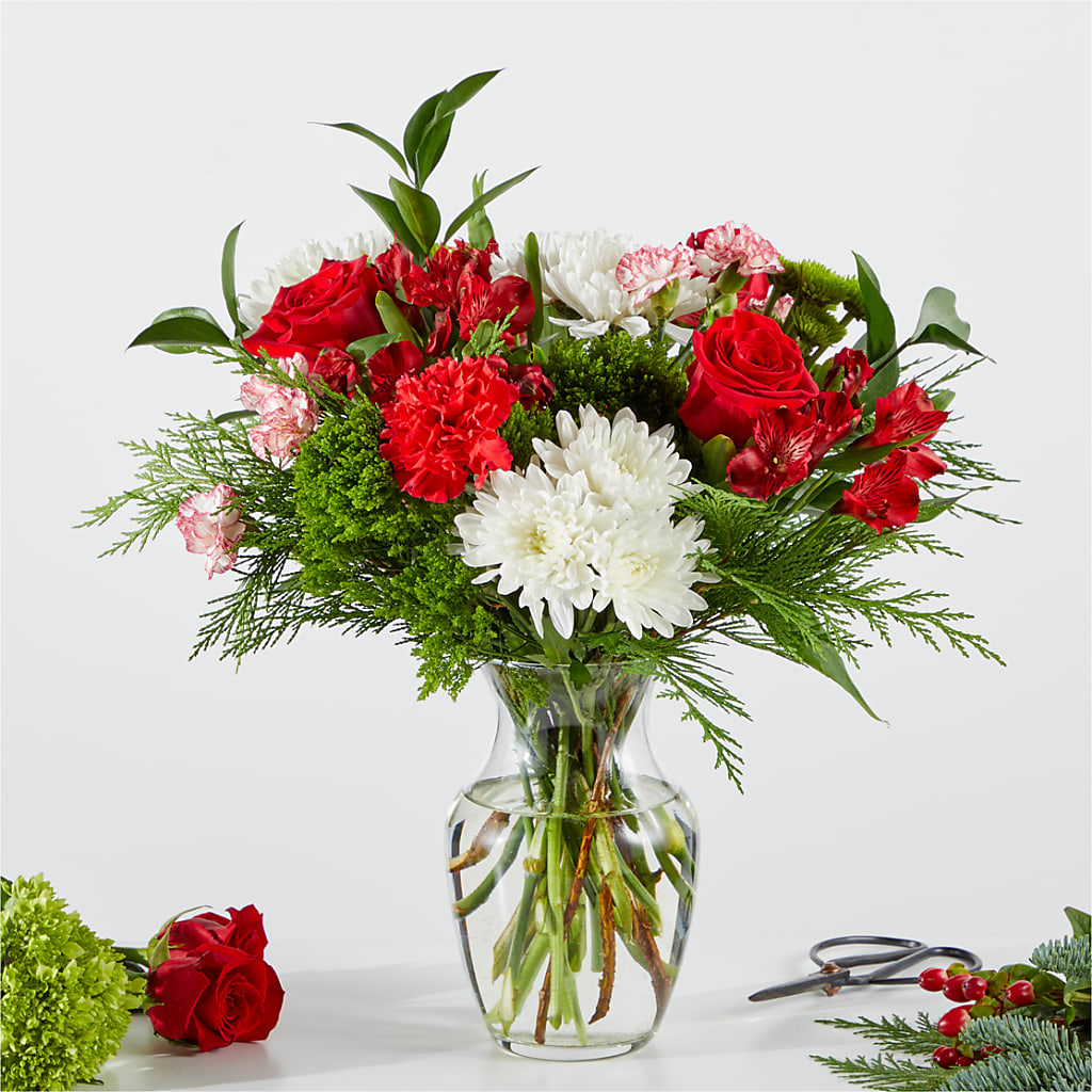 Merry Moment Bouquet – A Florist Original – Rita Fleuriste Montreal, Montreal PQ