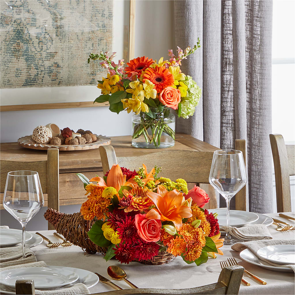 Blooming and Blessed Bundle – Rita Fleuriste Montreal, Montreal PQ