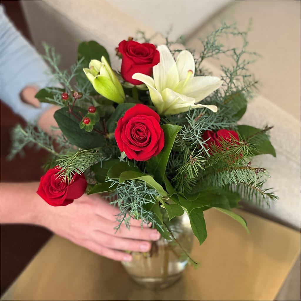 Glittering Lights Bouquet – Rita Fleuriste Montreal, Montreal PQ