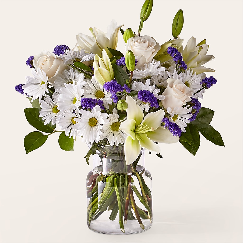 Beyond Blue Bouquet – Rita Fleuriste Montreal, Montreal PQ