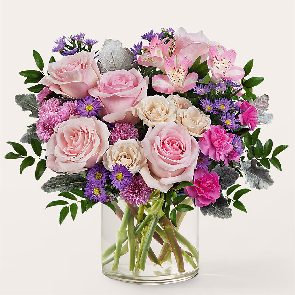 Light as a Feather Bouquet – Rita Fleuriste Montreal, Montreal PQ
