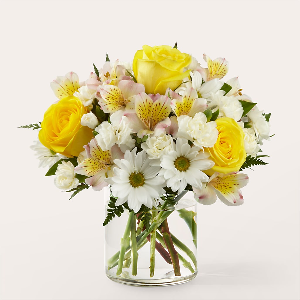 Gleeful Bouquet – Rita Fleuriste Montreal, Montreal PQ