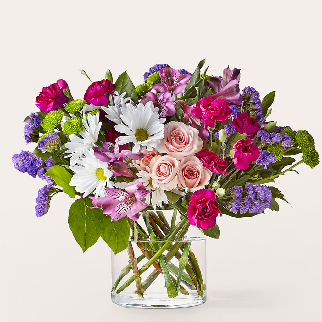 Wild Berry Bouquet – Rita Fleuriste Montreal, Montreal PQ