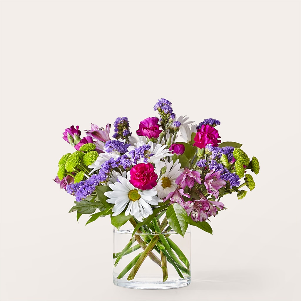 Wild Berry Bouquet – Rita Fleuriste Montreal, Montreal PQ