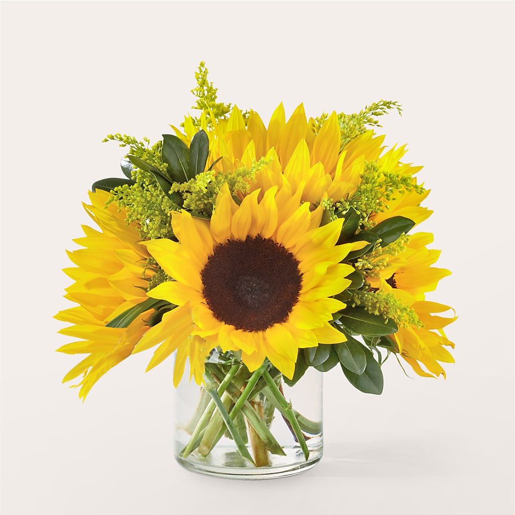 Beaming Sunflower Bouquet – Rita Fleuriste Montreal, Montreal PQ