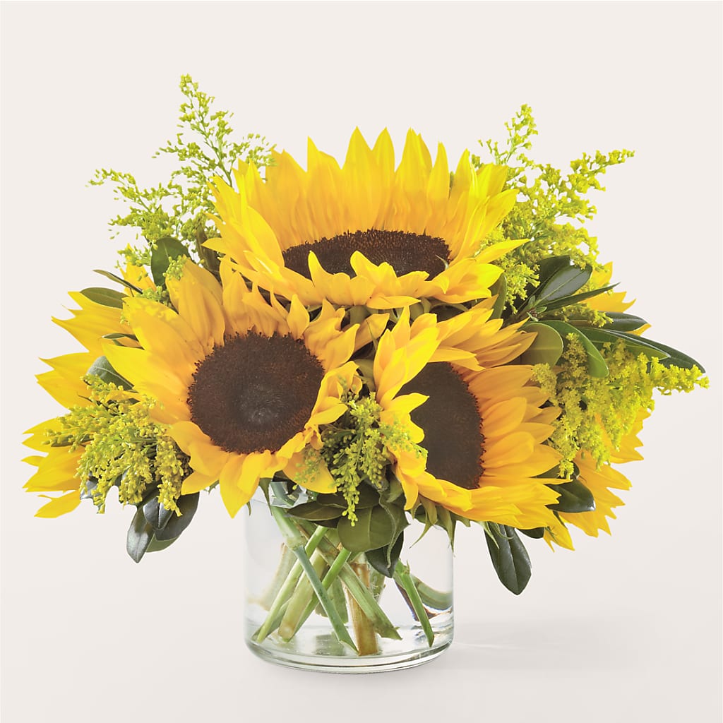 Beaming Sunflower Bouquet – Rita Fleuriste Montreal, Montreal PQ