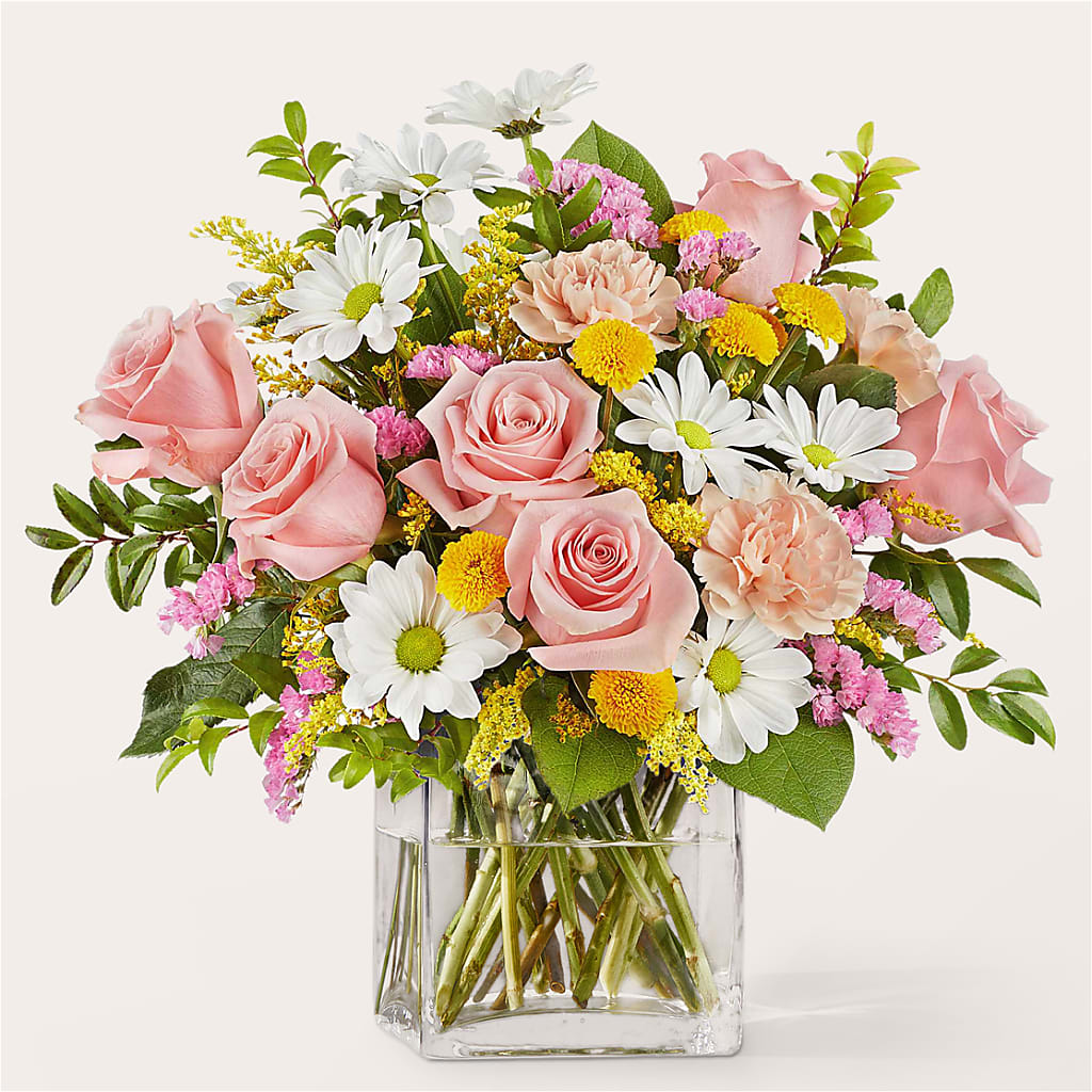 Country Cottage Bouquet – Rita Fleuriste Montreal, Montreal PQ