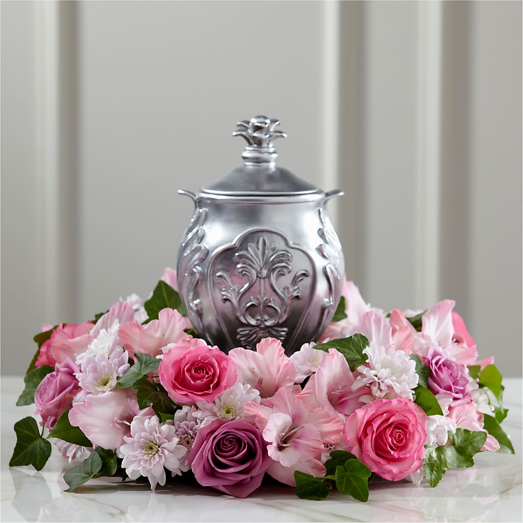 Glorious Tribute Arrangement – Rita Fleuriste Montreal, Montreal PQ