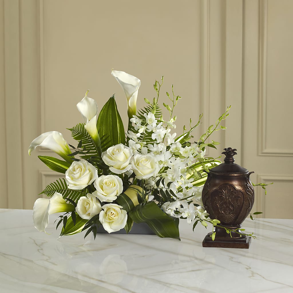 At Peace Arrangement – Rita Fleuriste Montreal, Montreal PQ