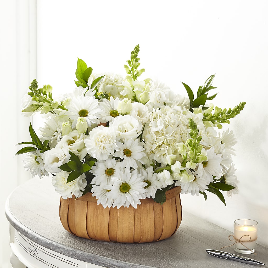 Pure Ivory Basket – Rita Fleuriste Montreal, Montreal PQ