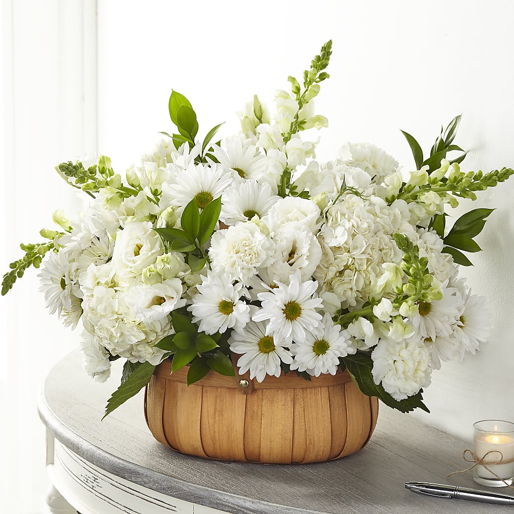 Pure Ivory Basket – Rita Fleuriste Montreal, Montreal PQ