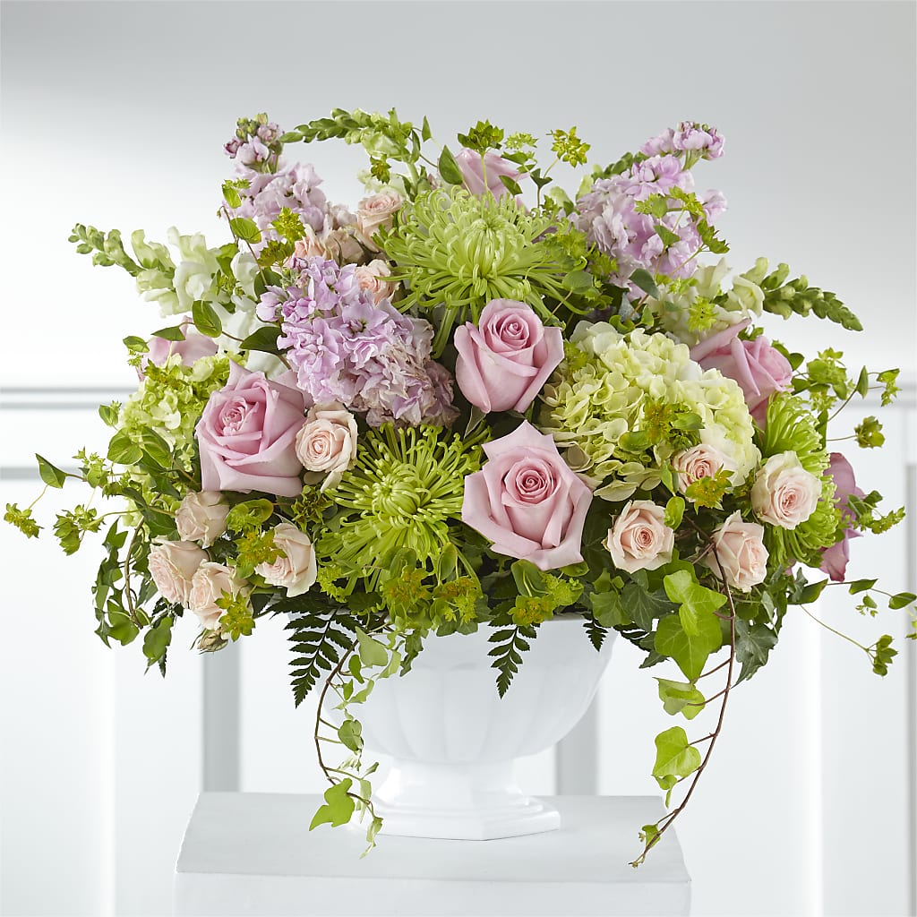 Radiant Embrace Arrangement – Rita Fleuriste Montreal, Montreal PQ