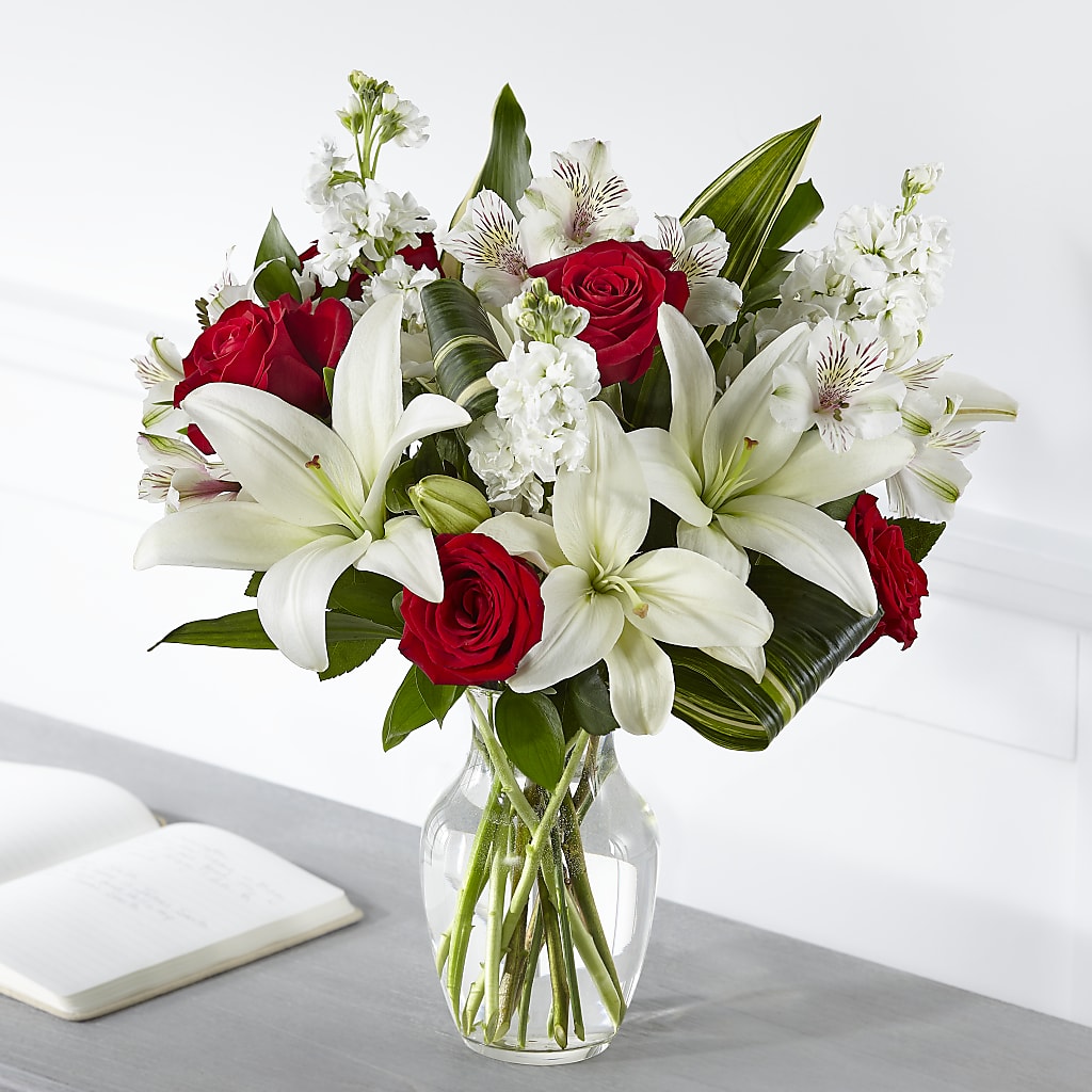 Loving Respect Bouquet – Rita Fleuriste Montreal, Montreal PQ