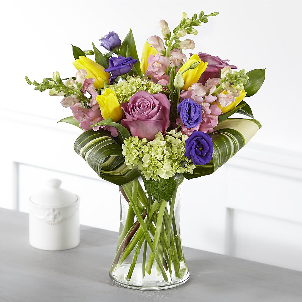 Wondrous Memories Bouquet – Rita Fleuriste Montreal, Montreal PQ