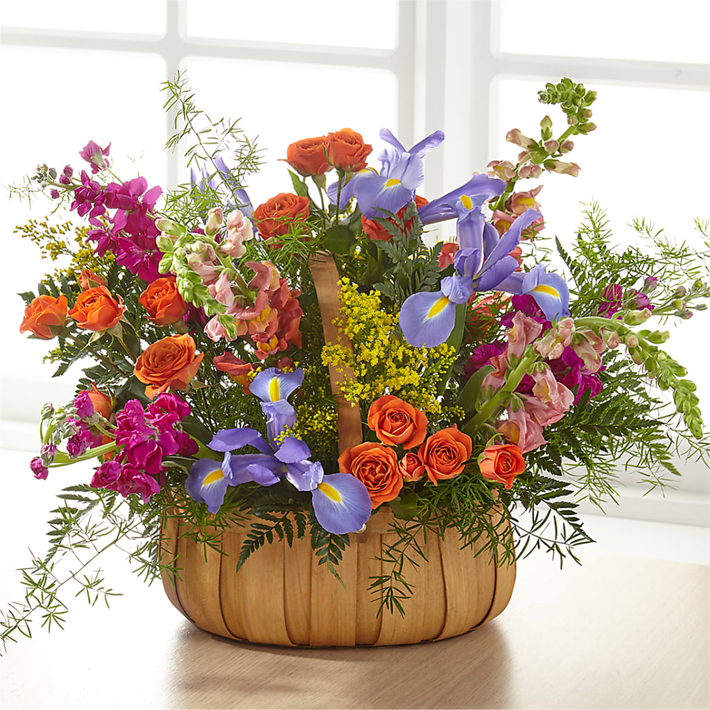 Garden of Life Basket – Rita Fleuriste Montreal, Montreal PQ