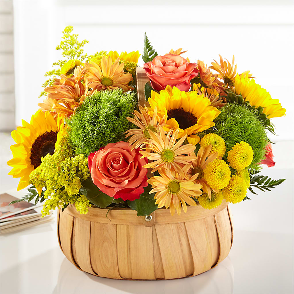 Harvest Sunflower Basket – Rita Fleuriste Montreal, Montreal PQ