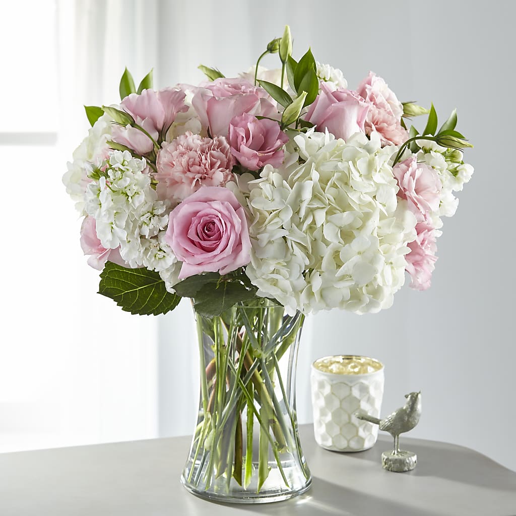 Guiding Grace Bouquet – Rita Fleuriste Montreal, Montreal PQ
