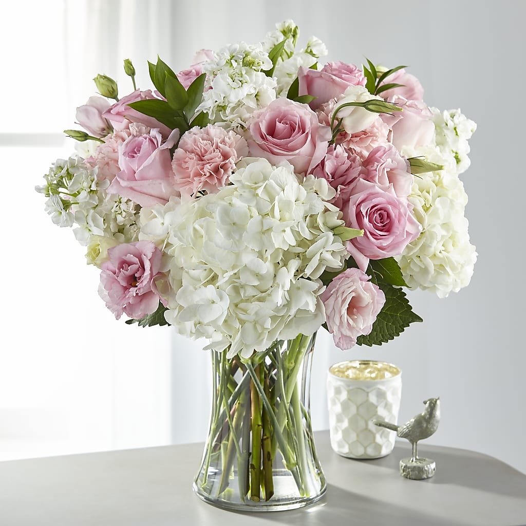 Guiding Grace Bouquet – Rita Fleuriste Montreal, Montreal PQ