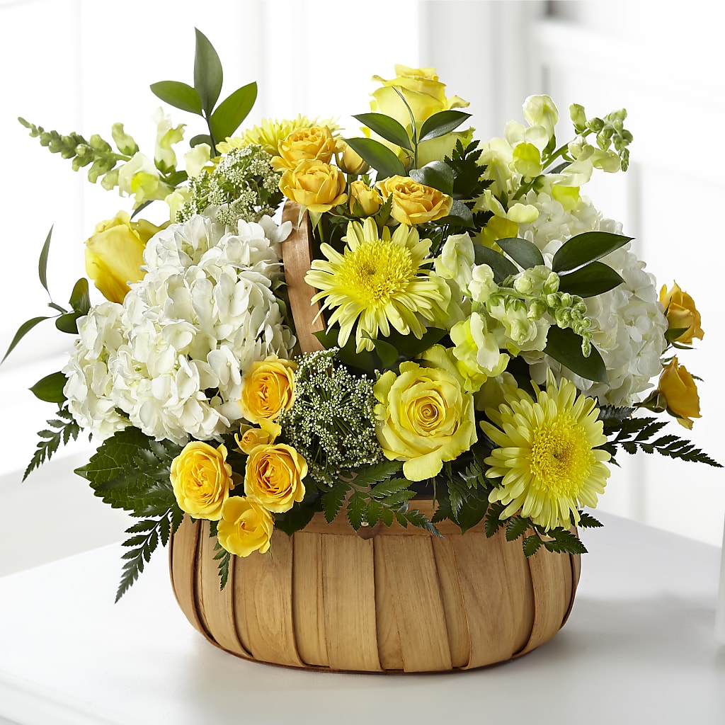 Rustic Remembrance Basket – Rita Fleuriste Montreal, Montreal PQ