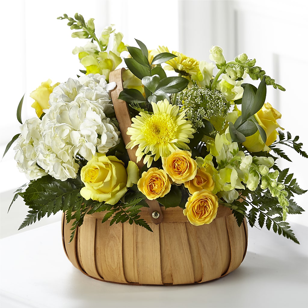 Rustic Remembrance Basket – Rita Fleuriste Montreal, Montreal PQ