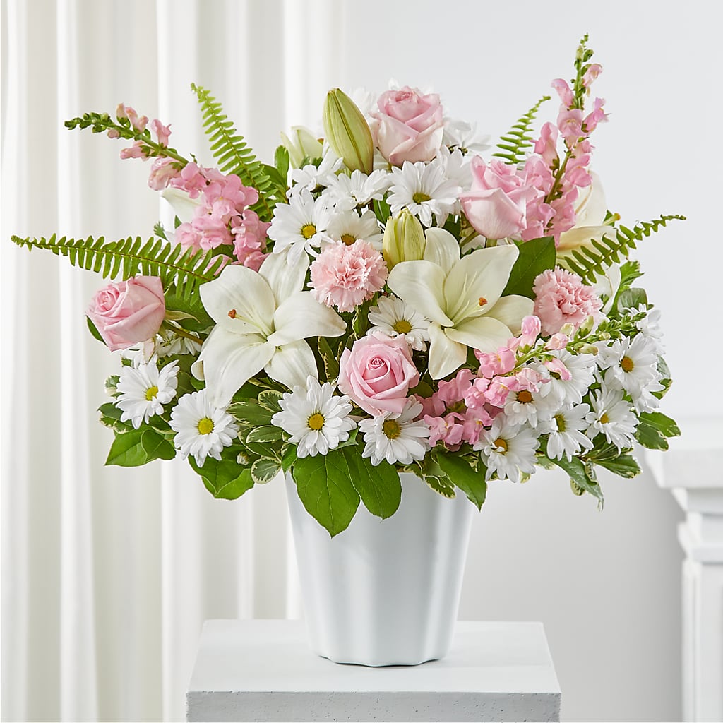 Soft Touch Tabletop Basket – Rita Fleuriste Montreal, Montreal PQ