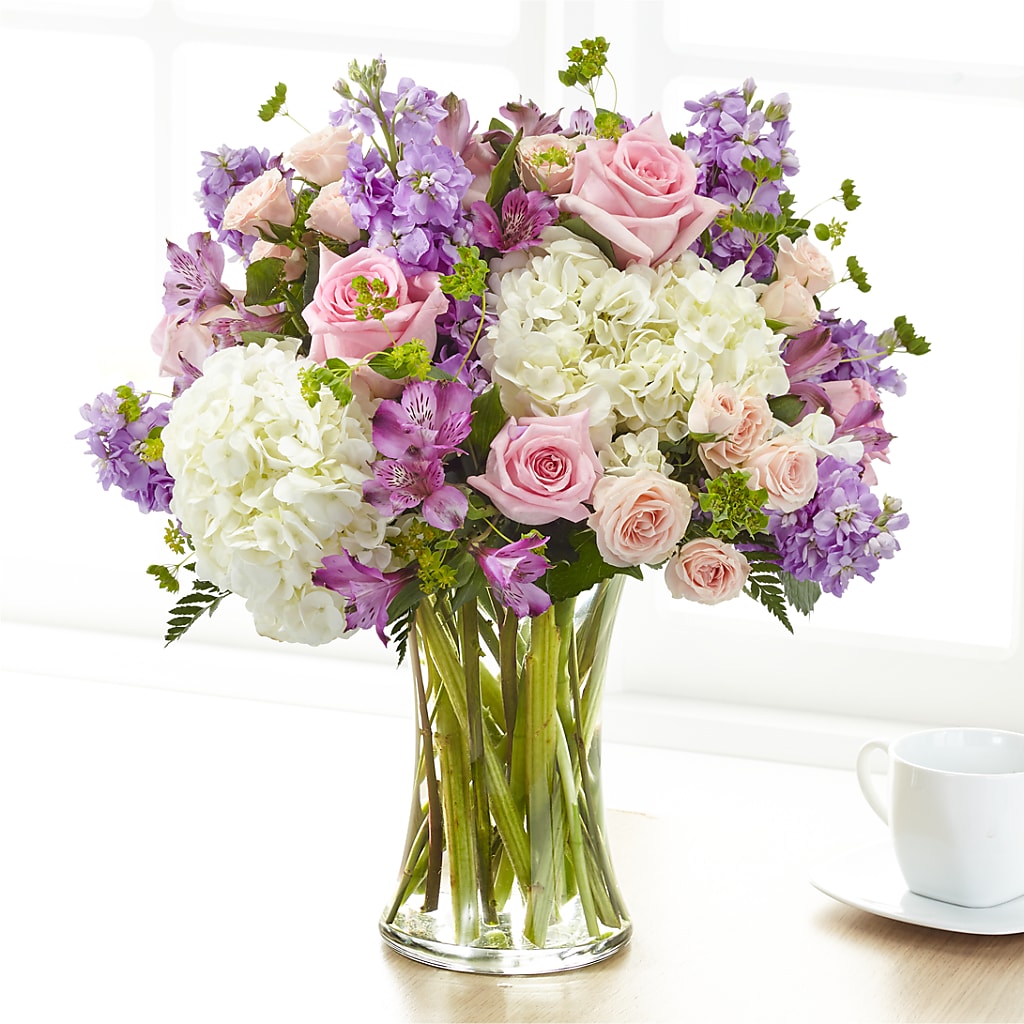 Shared Sentiment Bouquet – Rita Fleuriste Montreal, Montreal PQ