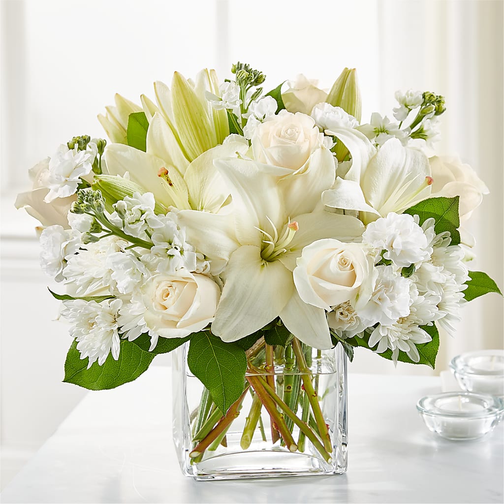 Gentle Breeze Bouquet – Rita Fleuriste Montreal, Montreal PQ