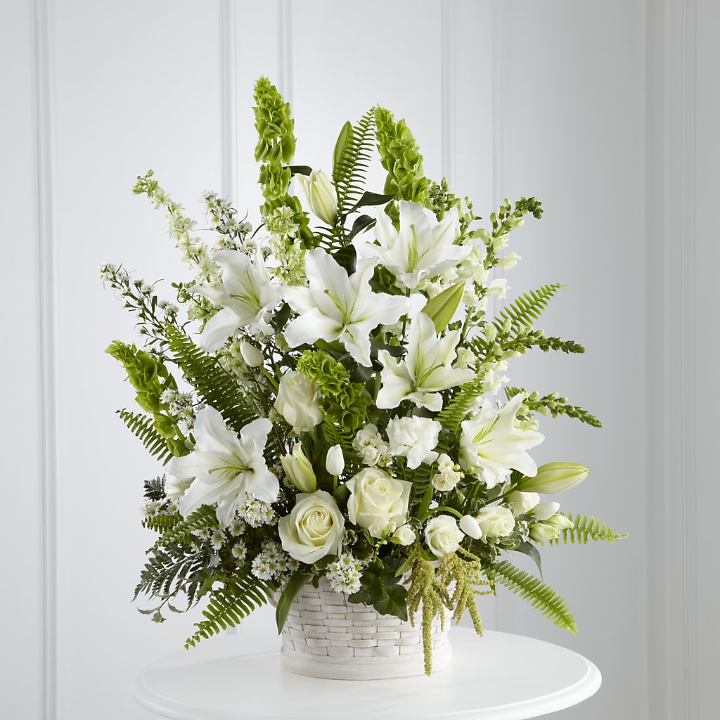 In Our Thoughts Arrangement – Rita Fleuriste Montreal, Montreal PQ
