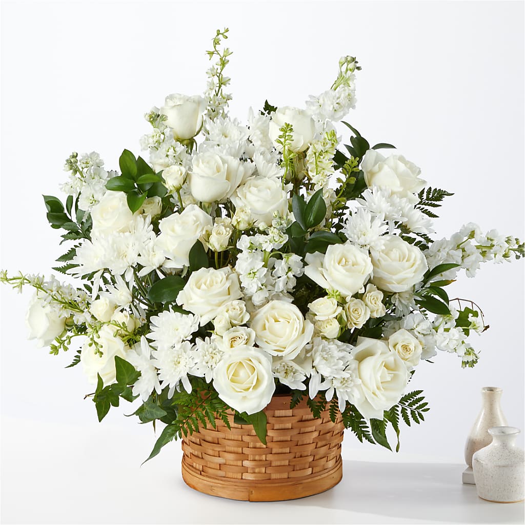 Heartfelt Condolences Arrangement – Rita Fleuriste Montreal, Montreal PQ