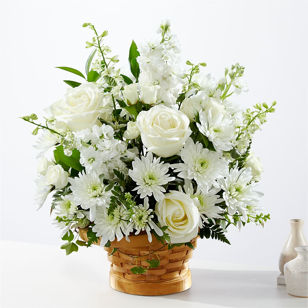 Heartfelt Condolences Arrangement – Rita Fleuriste Montreal, Montreal PQ