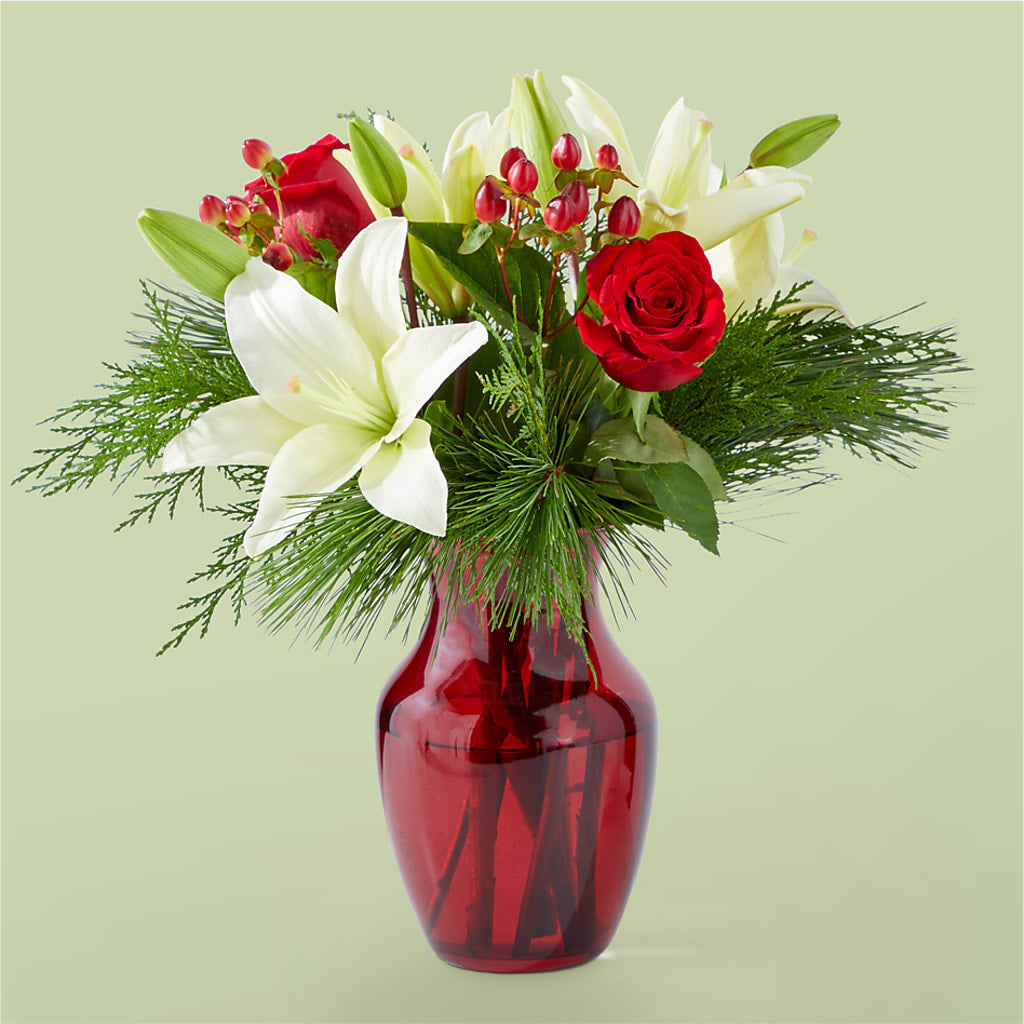 Evergreen Delight Bouquet – Rita Fleuriste Montreal, Montreal PQ