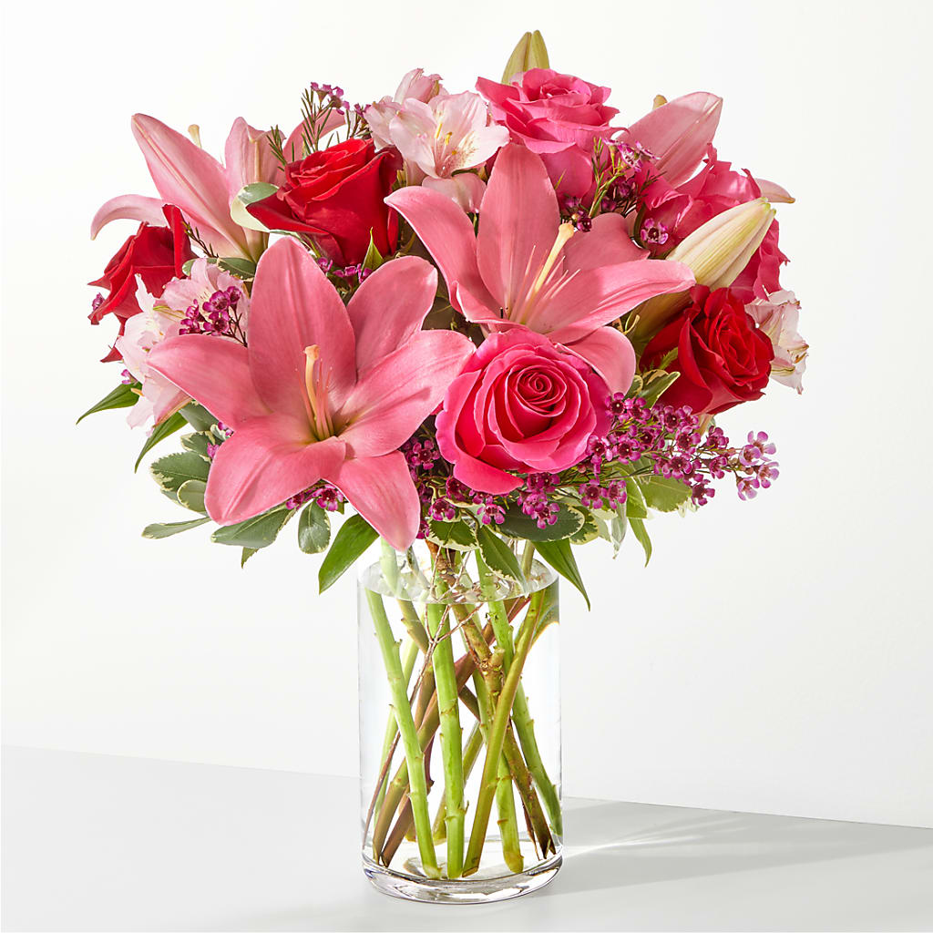 Lucky in Love Bouquet – Rita Fleuriste Montreal, Montreal PQ