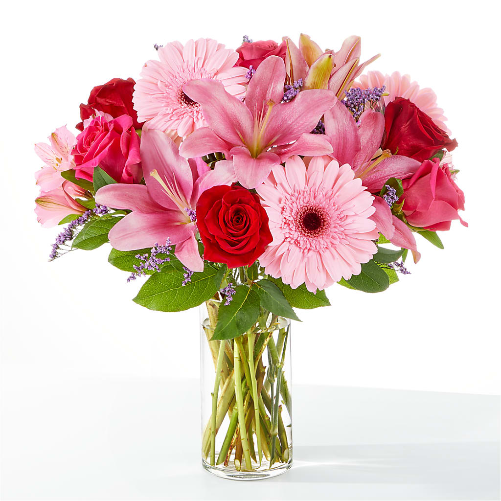 Lots of Love Bouquet – Rita Fleuriste Montreal, Montreal PQ