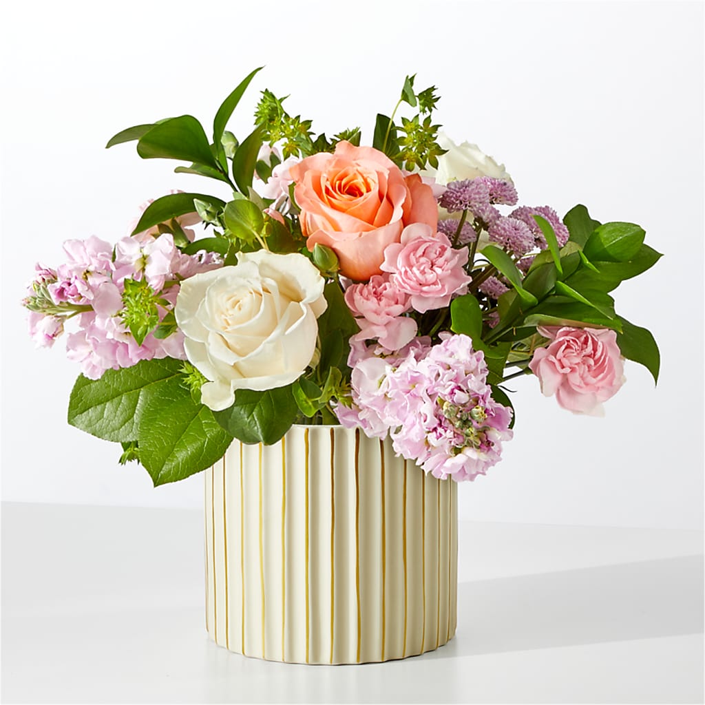 French Market Bouquet with Ivory Vase – Rita Fleuriste Montreal, Montreal PQ