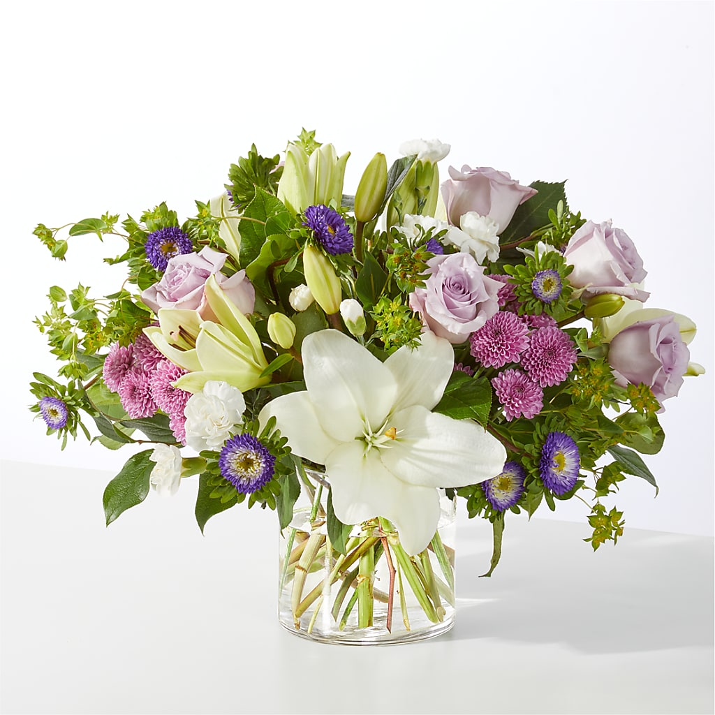 April Showers Bouquet – Rita Fleuriste Montreal, Montreal PQ