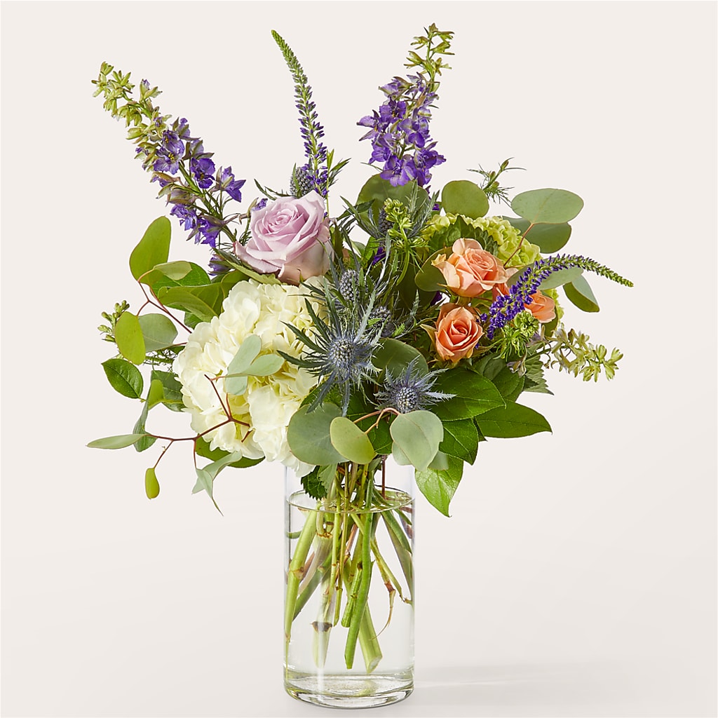 Appealing Aura Bouquet – Rita Fleuriste Montreal, Montreal PQ